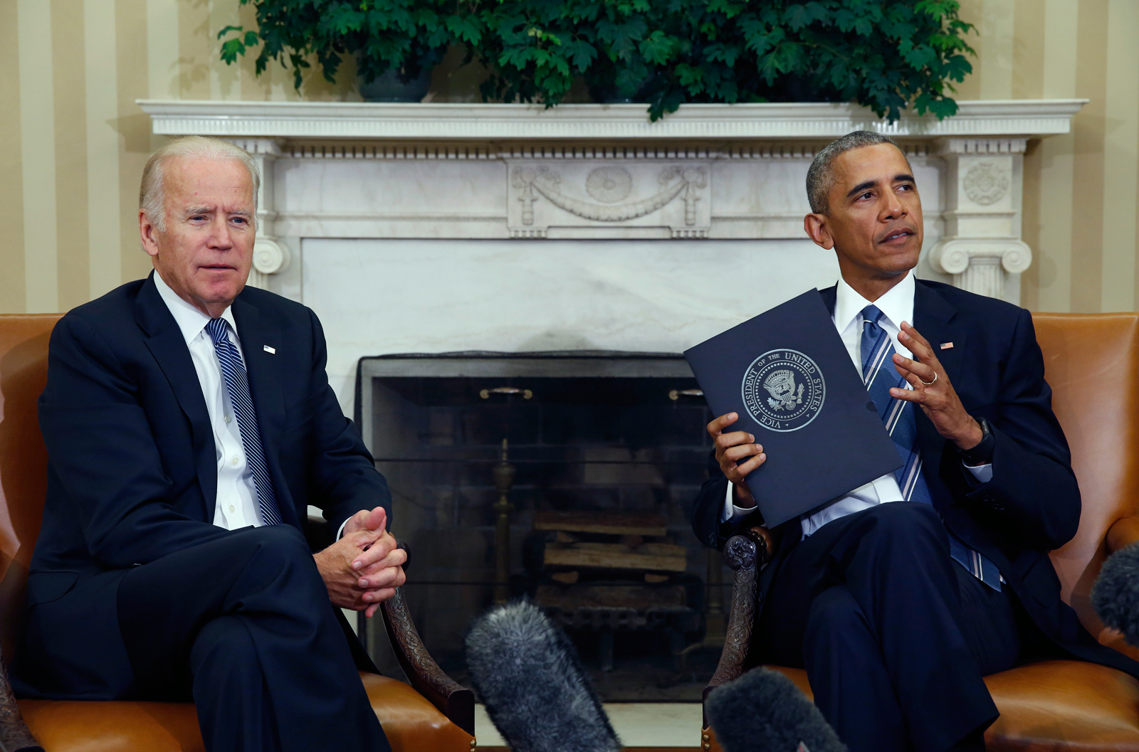 Joe Biden and Barack Obama discuss the Cancer Moonshot Report.