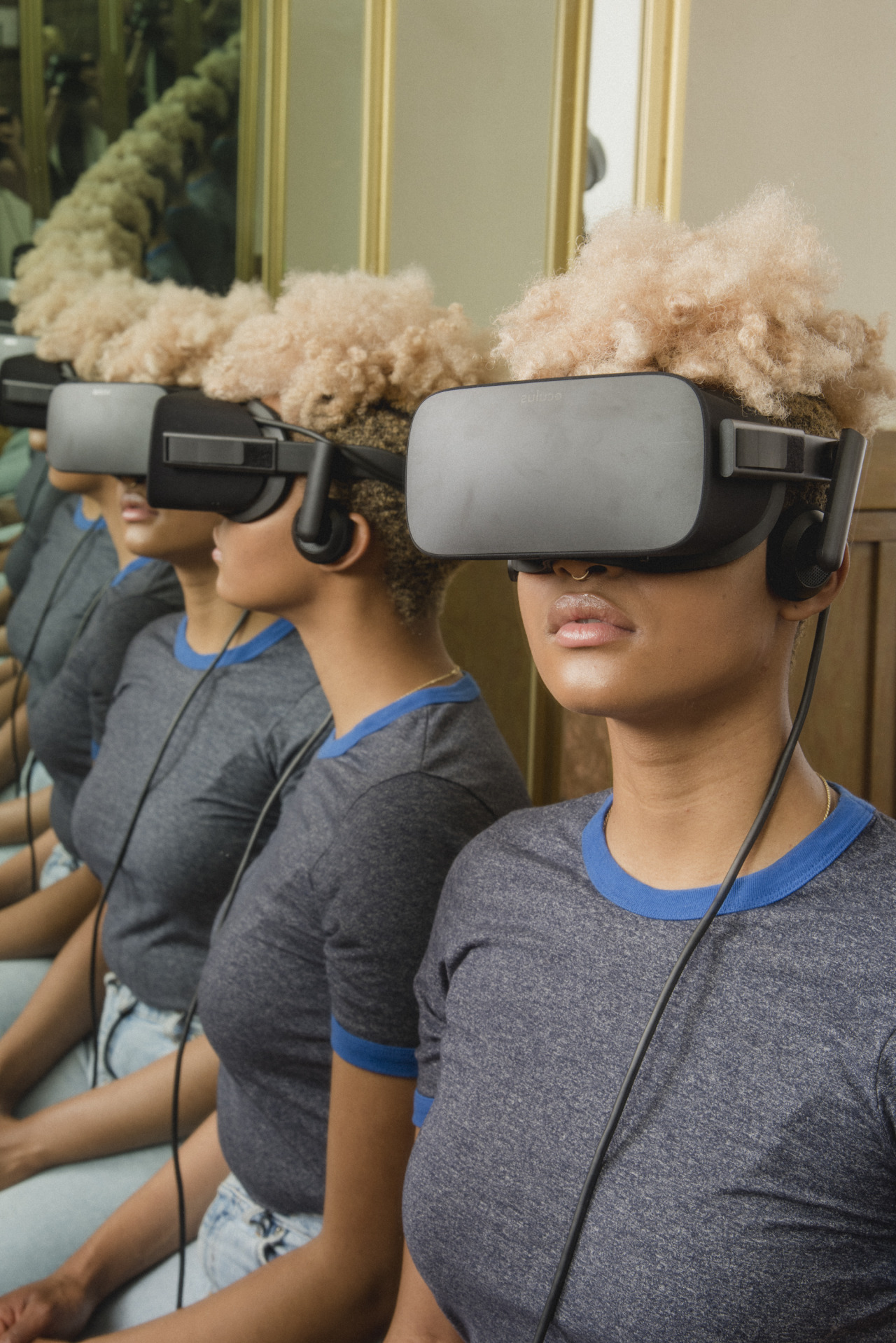 <b><a href="https://www.technologyreview.com/s/601492/oculus-rift-is-too-cool-to-ignore/#/set/id/601666/">Oculus Rift Is Too Cool to Ignore</a></b> <br> Photograph by Damien Maloney