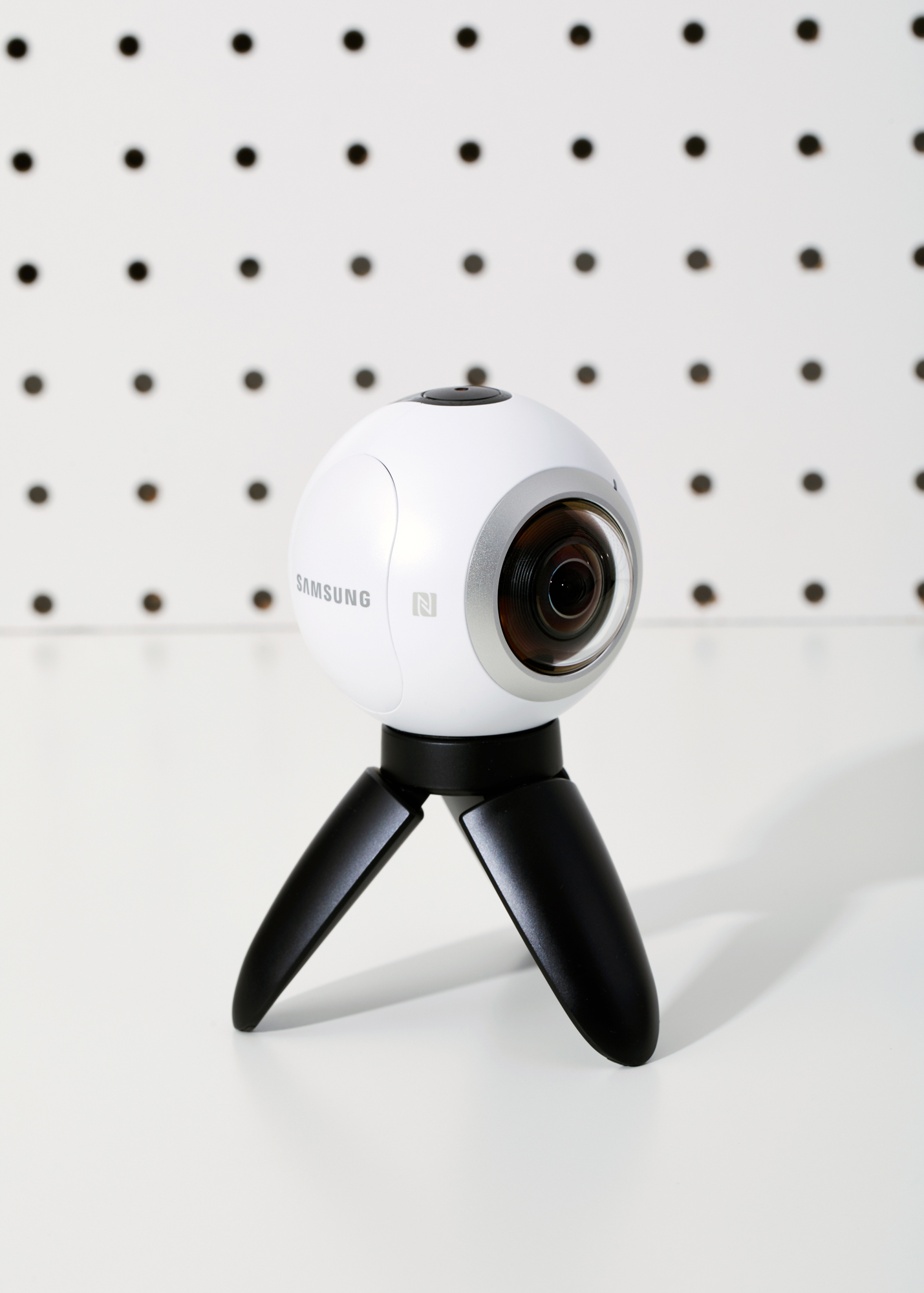 <b>Samsung Gear 360</b><br> Samsung has given these cameras to <i>New York Times</i> and Reuters journalists who are producing 360° news coverage.