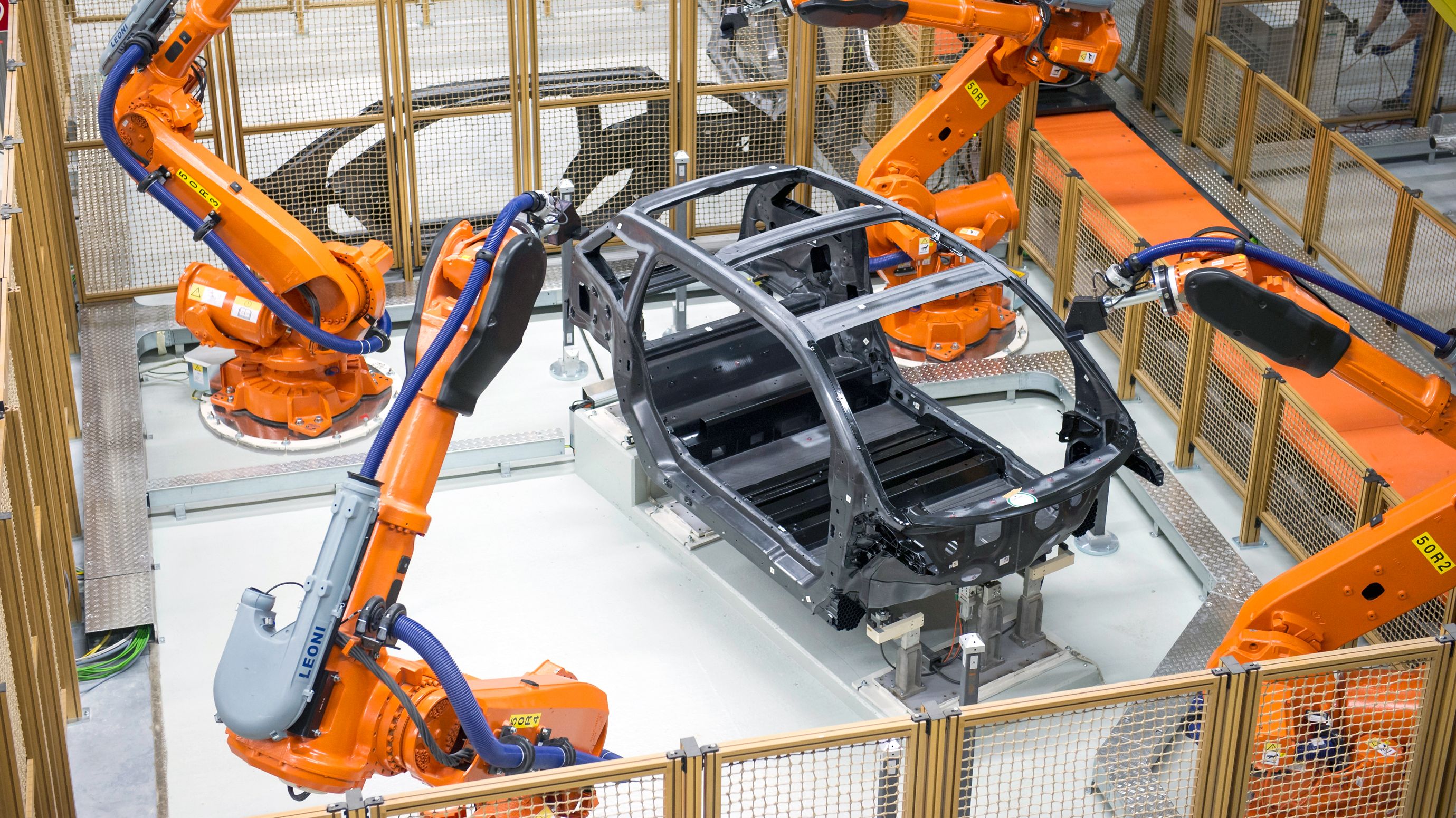 ロボットは人間の仕事を奪う？ 奪わない？