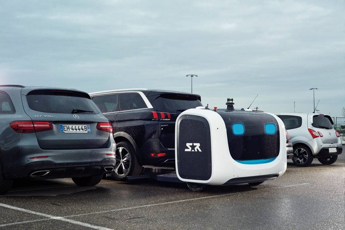 英空港が駐車ロボットを試験導入、収容台数1.2倍に