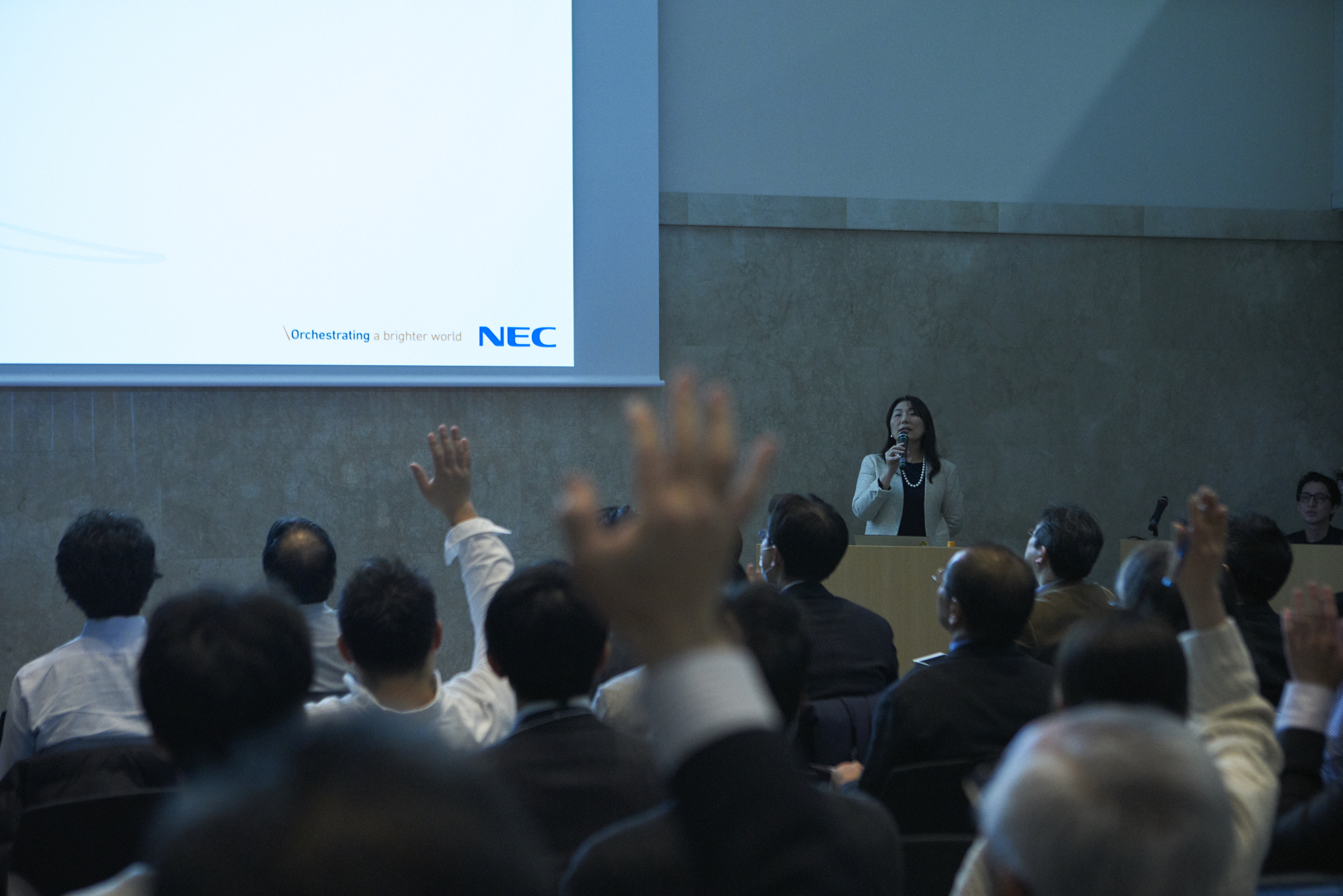 ブロックチェーン・テクノロジーは「誰が」「どう」使うべきか？