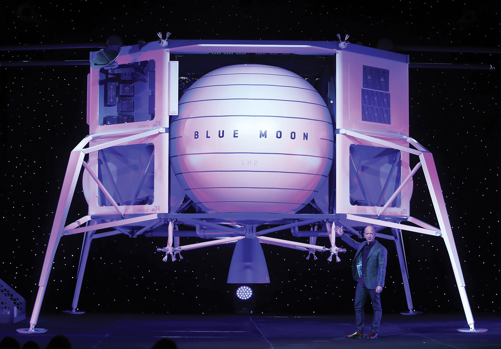 Jeff Bezos unveils the module he'd use to bring humans back to the moon.