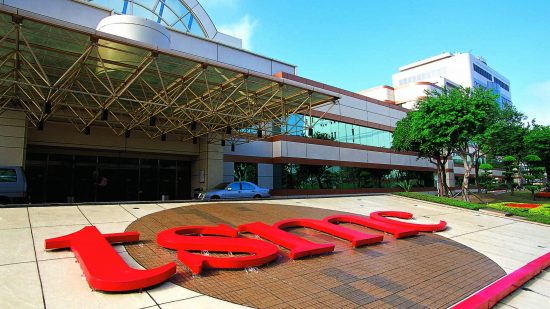 TSMCが米国に120億ドル規模の半導体工場、米中摩擦はどう動くか？