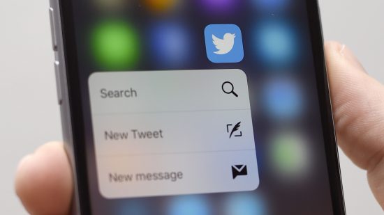 ツイッター、トランプ大統領の投稿に「要事実確認」ラベル