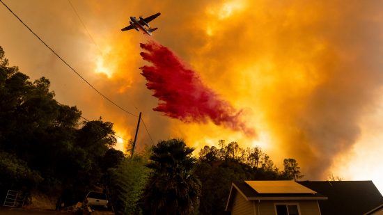 カリフォルニア州でまた山火事が多発、気候変動の影響は？