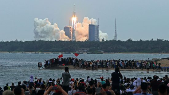 長征5号コアブースター、9日に大気圏再突入か　中国の姿勢に批判