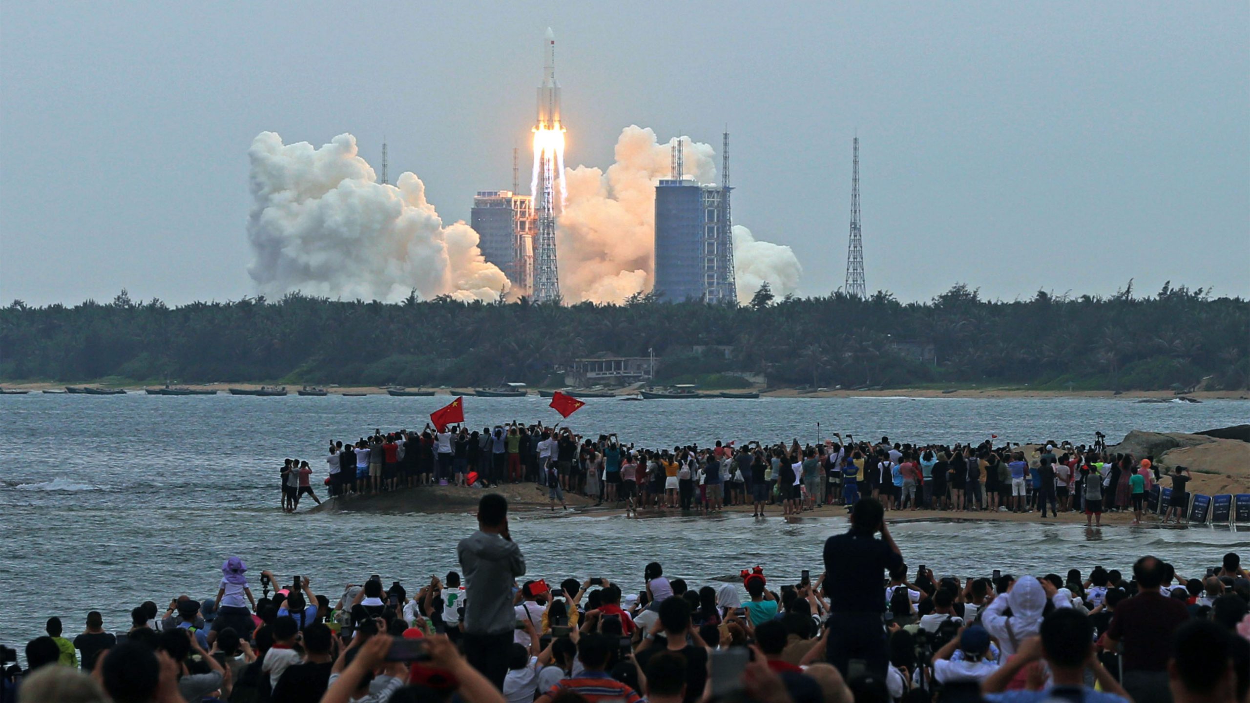長征5号コアブースター、9日に大気圏再突入か　中国の姿勢に批判