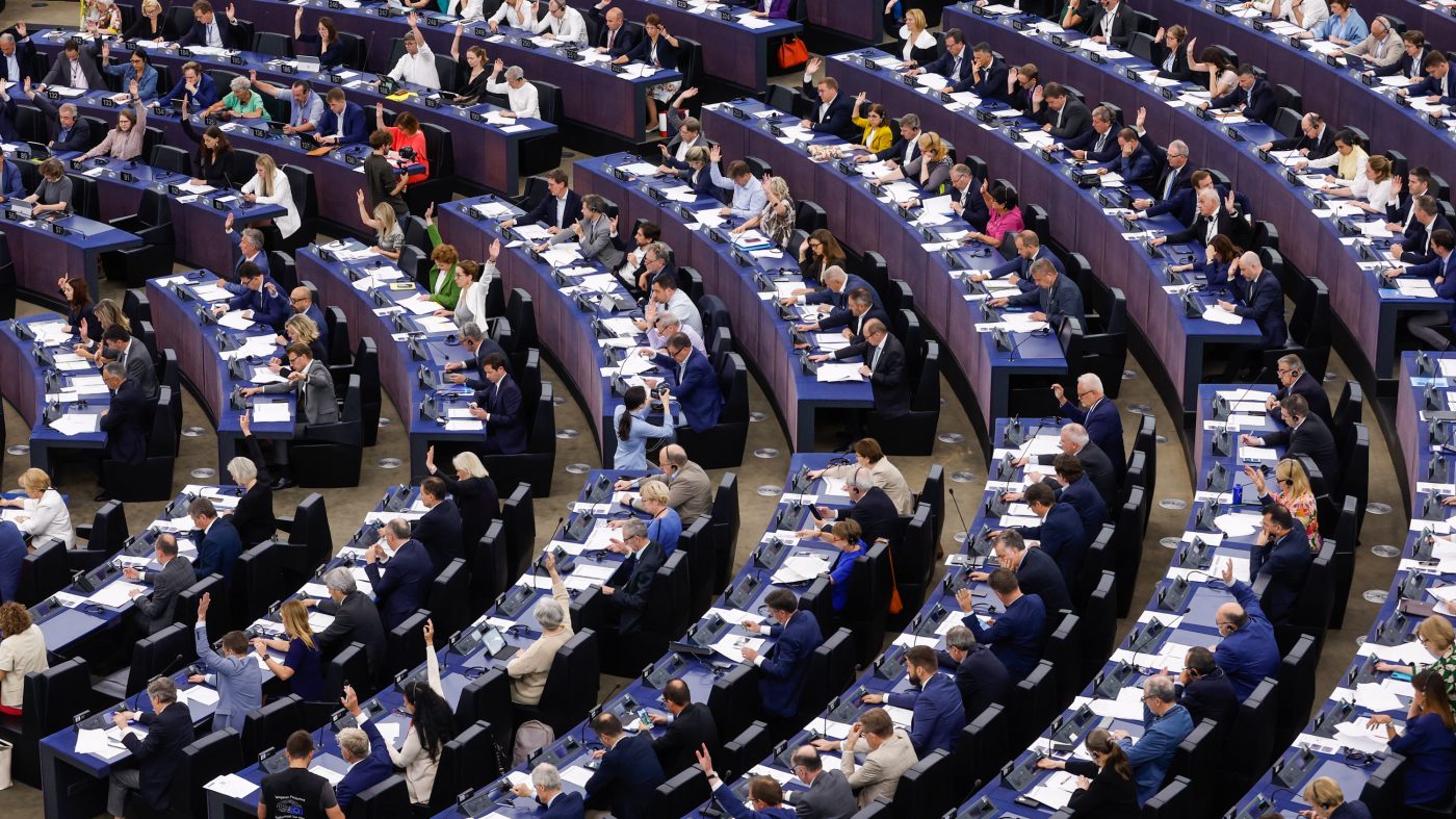 AP23165398618221-1400x787.jpg