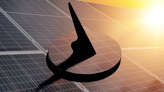 ペロブスカイト太陽電池、真の「耐久性」はいつ分かる？