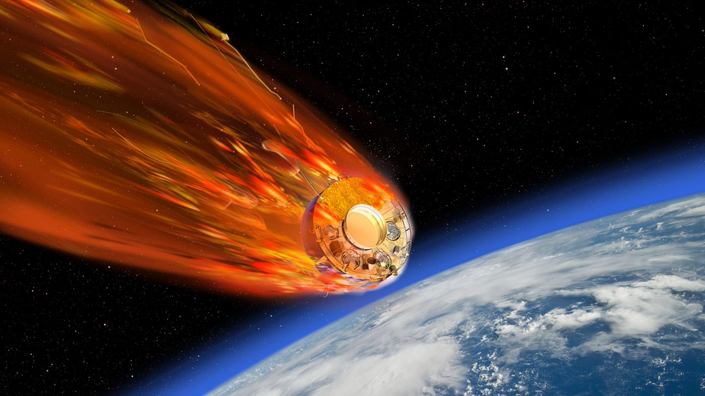 MIT Tech Review: 次の環境問題は宇宙から？ 科学者たちが追う人工衛星