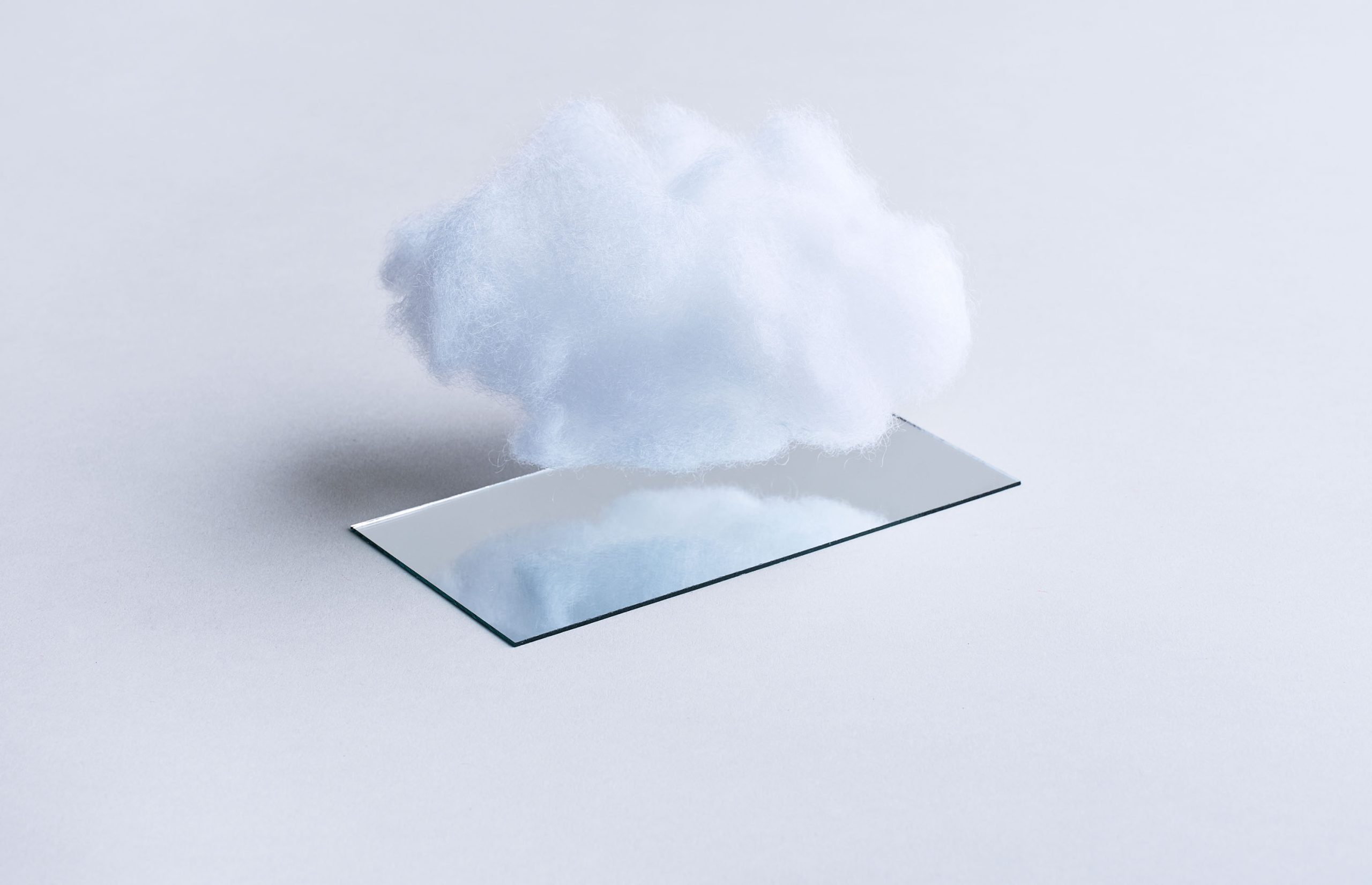 誇張された「新材料発見」、
AI自律型ラボは
材料科学の停滞を打破するか