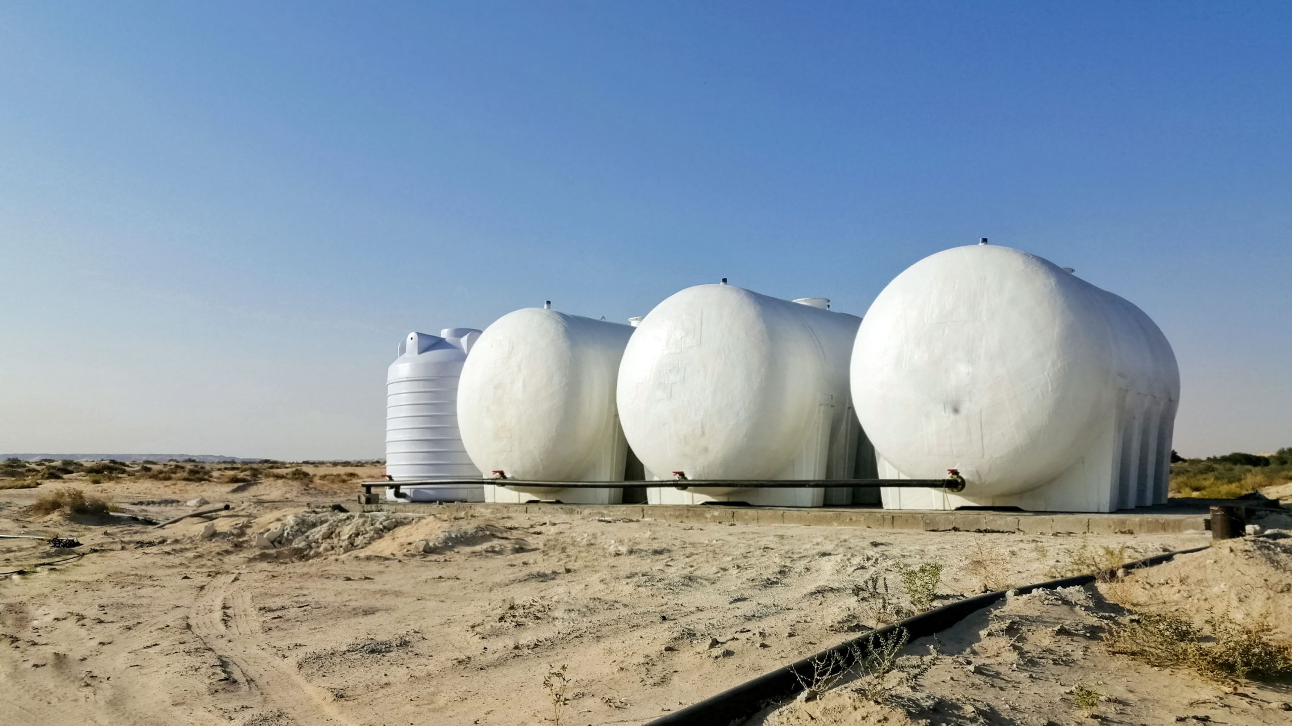 世界の淡水化施設の27%が集中、数字で見る中東の水インフラ事情