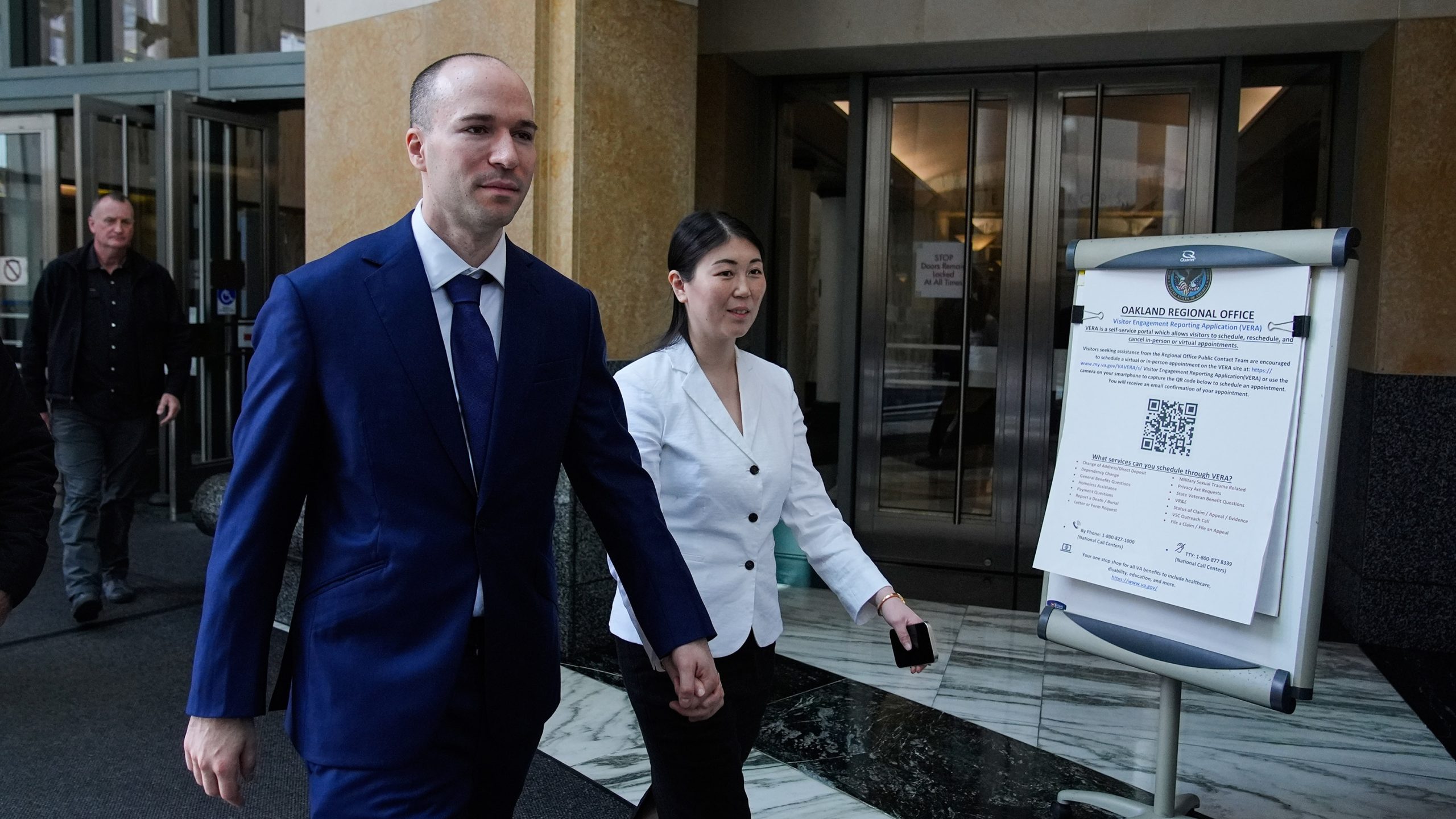 テスラへの「引き抜き」工作が赤裸々に、マスク対アルトマン第2週