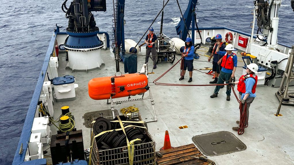 95%が未解明の「深海」へ低コストの自律ロボットが地球資源の地図を描き始めた
