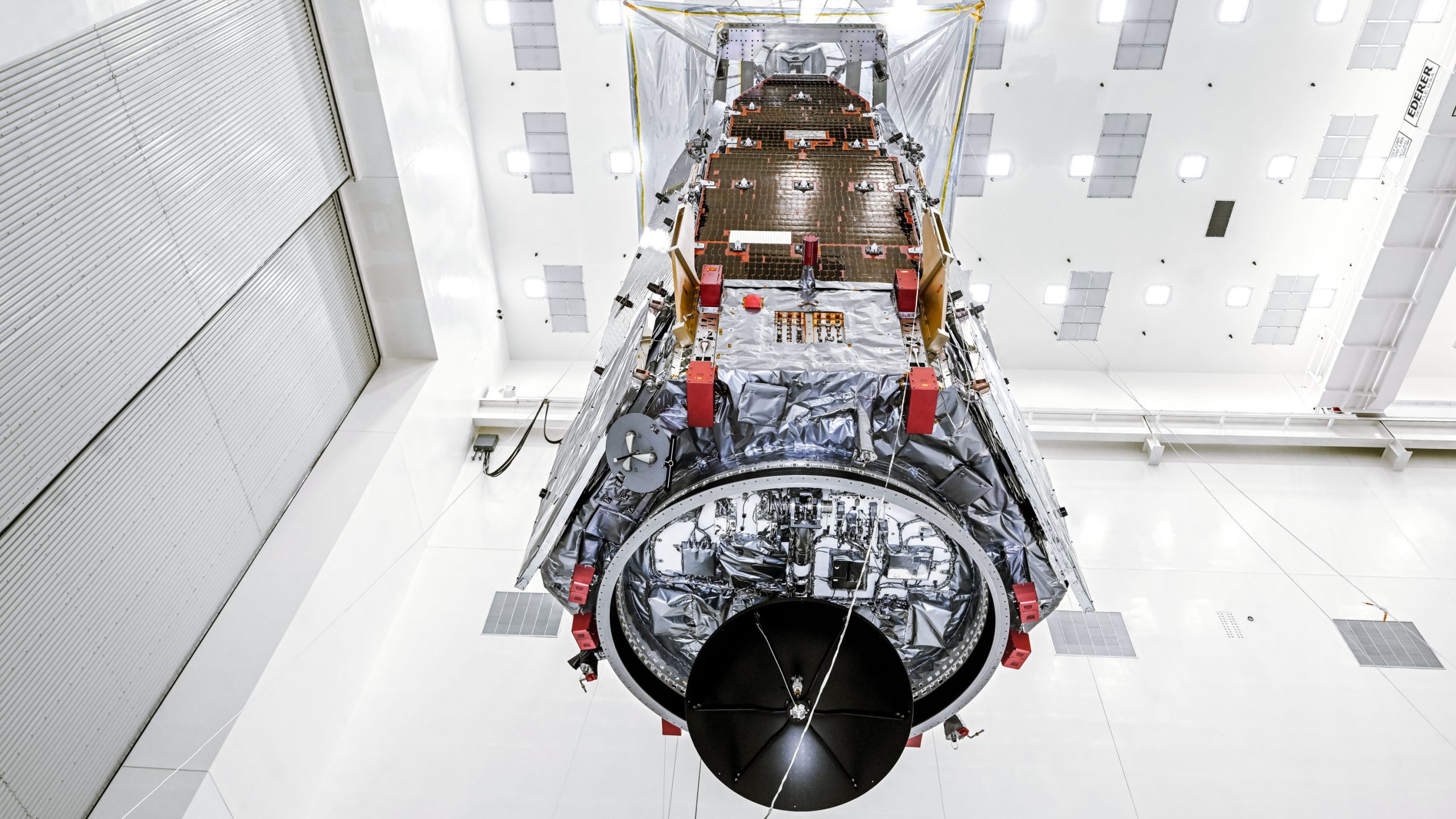 宇宙の謎に挑むローマン望遠鏡に加わった、「惑星防衛」という使命